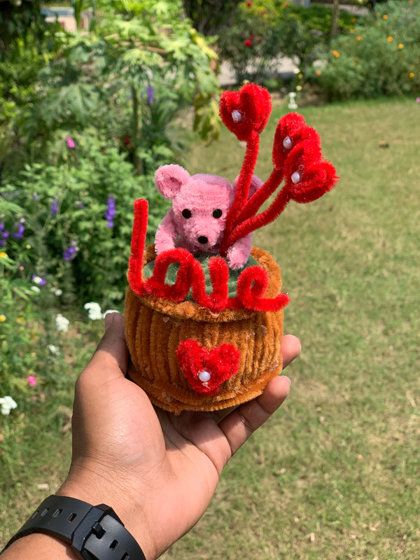 AGANTUK Handmade Pipe Cleaner Love Teddy Pot for Home Decor