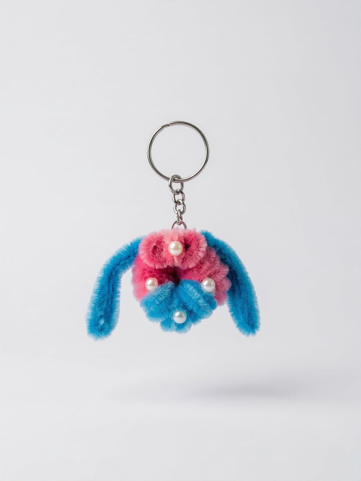 AGANTUK Handcrafted Pipe Cleaner Keychain, Unique Shape, Chenille Material, Soft Texture, Metal Key Ring